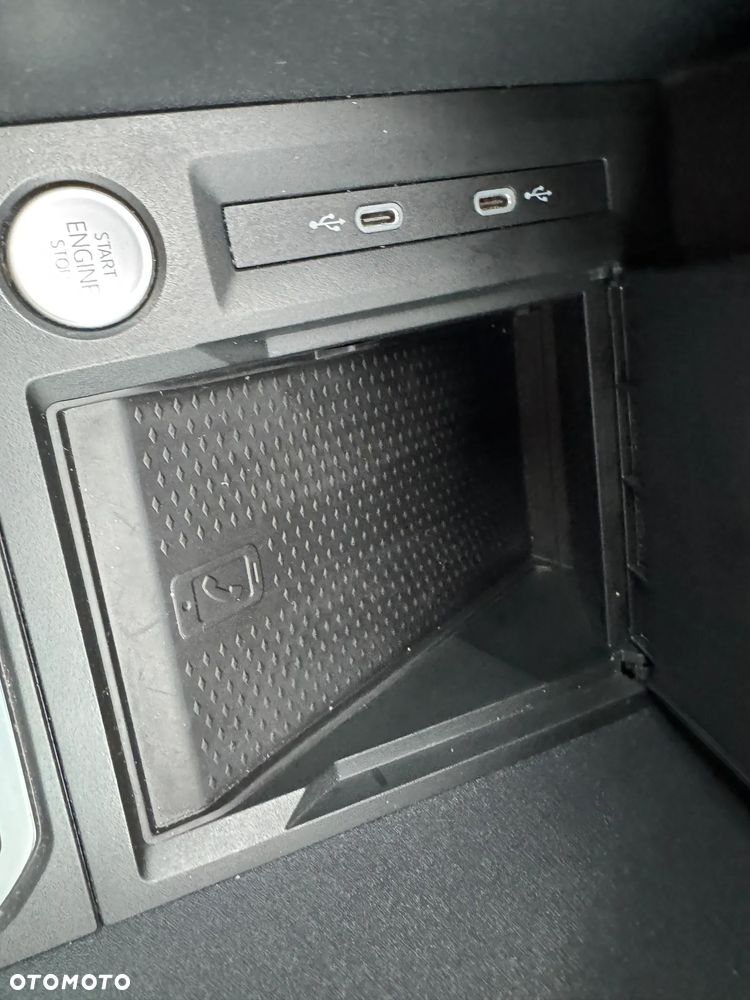 Ford Tourneo Connect Grand 2.0 EcoBlue Sport - 22