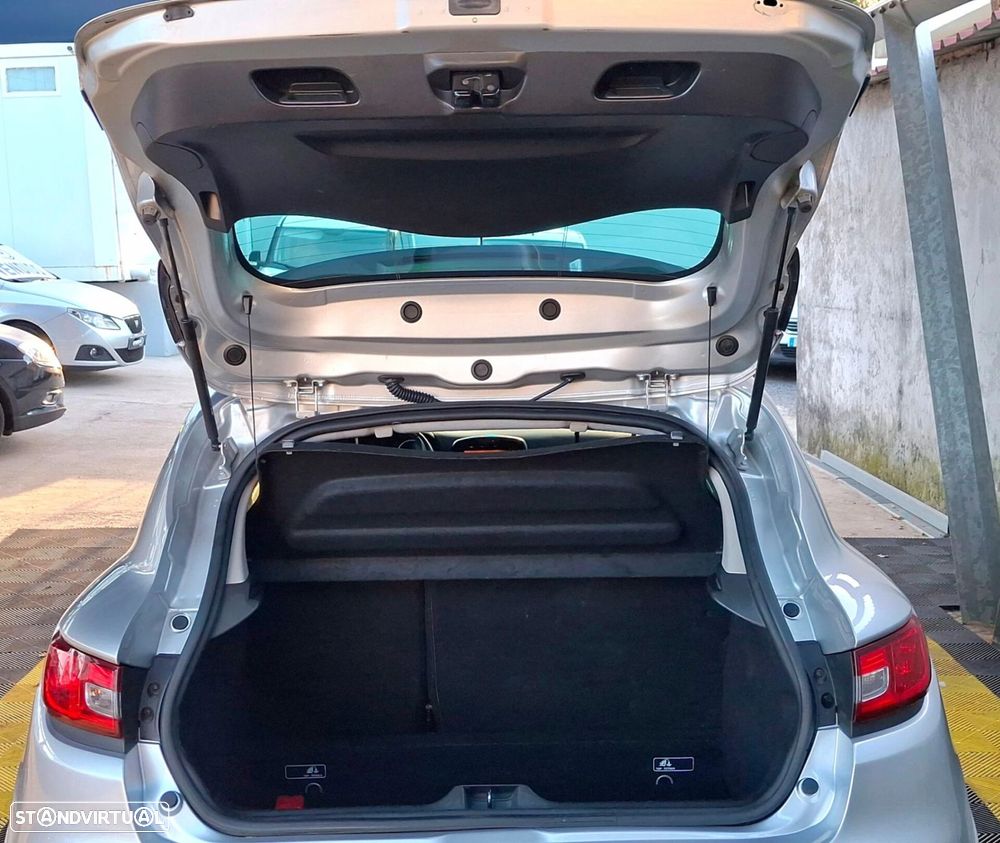 Renault Clio 1.5 dCi Dynamique S - 5