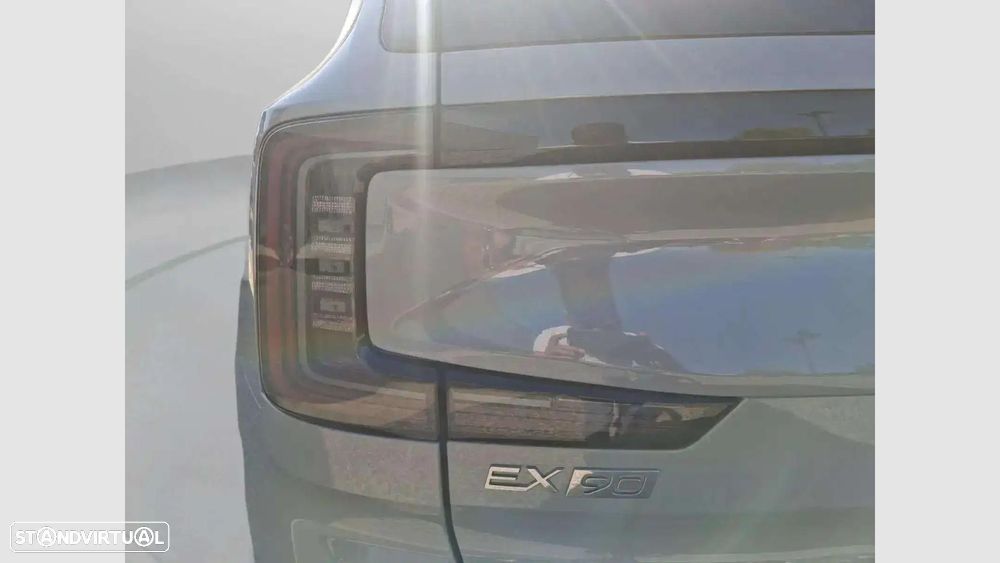 Volvo EX90 92 kWh Single Motor Plus - 17