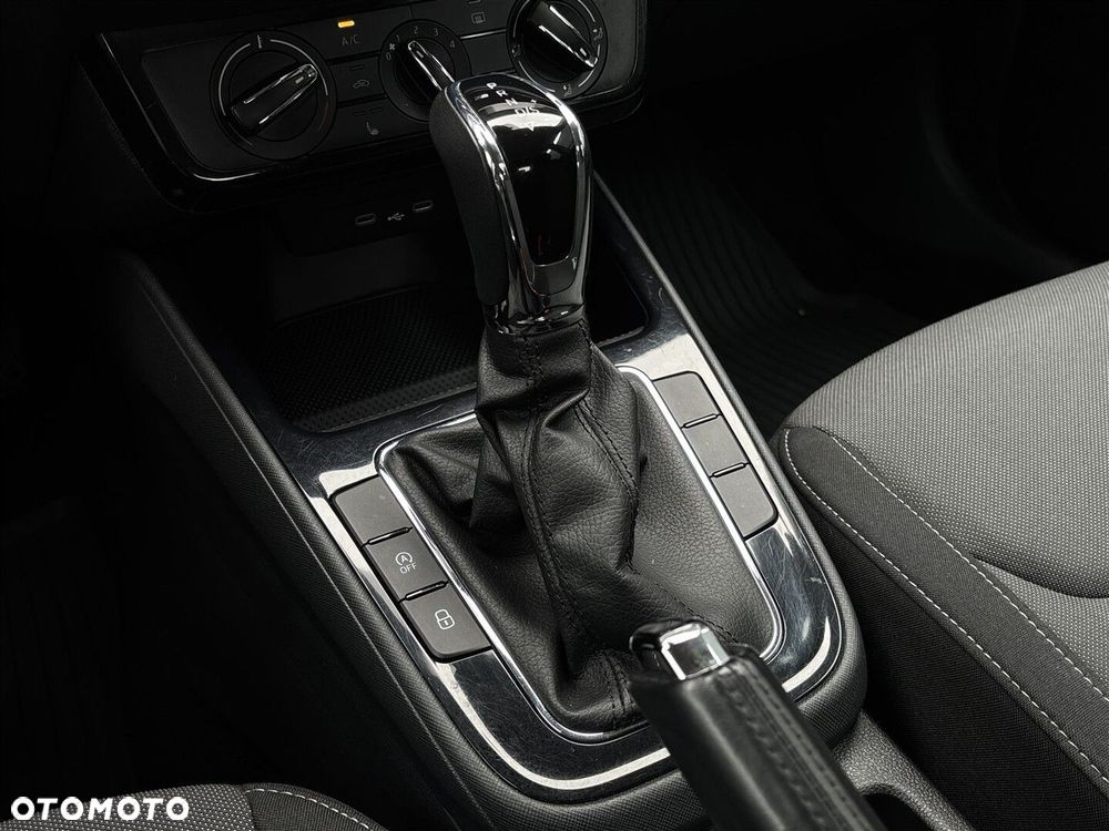 Skoda Fabia 1.0 TSI Ambition - 23