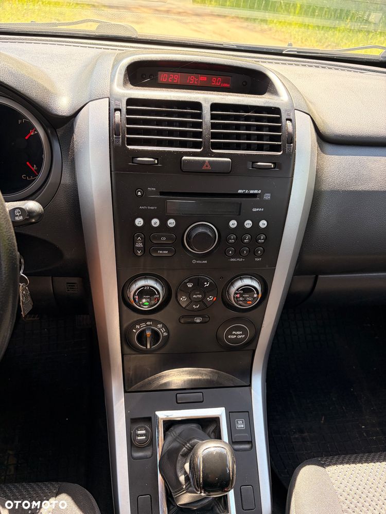 Suzuki Grand Vitara 1.9 DDiS Comfort+ DPF - 16