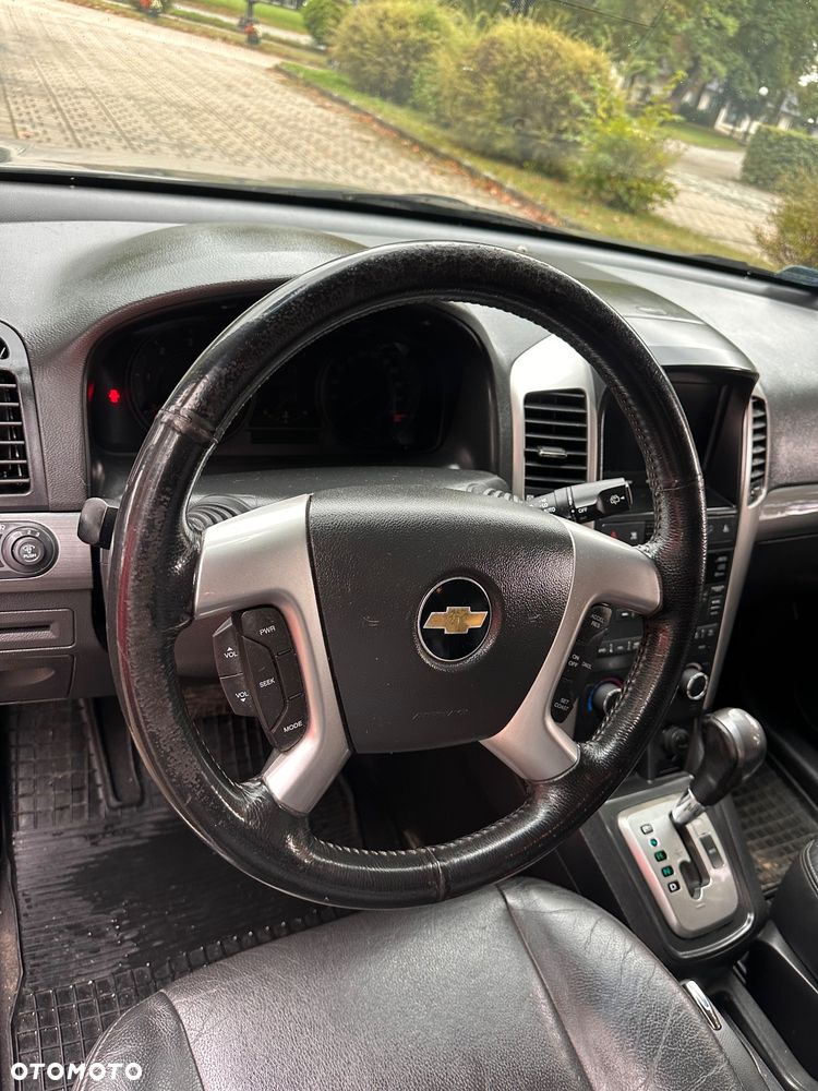 Chevrolet Captiva 2.0 4WD 7 Sitzer Automatik LT Exclusive - 17