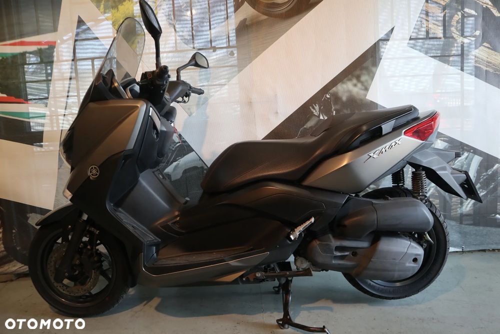 Yamaha X-max - 4