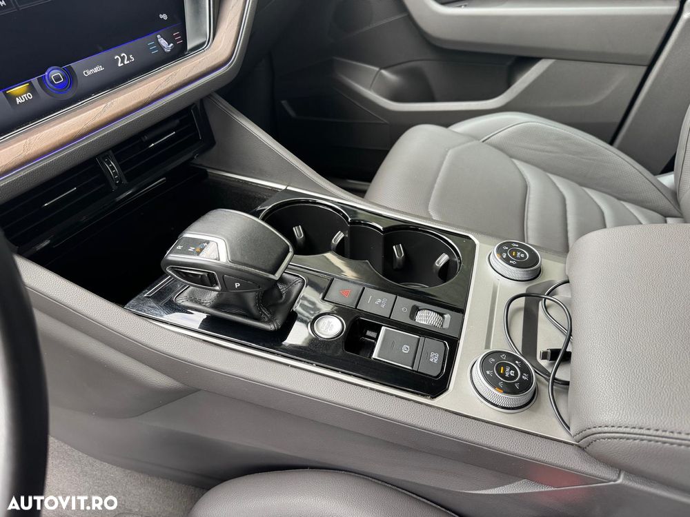 Volkswagen Touareg V6 TDI Elegance - 22