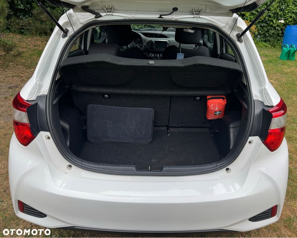 Toyota Yaris 1.5 Premium - 8