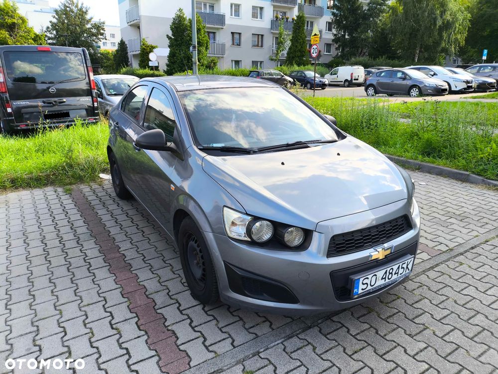 Chevrolet Aveo - 3