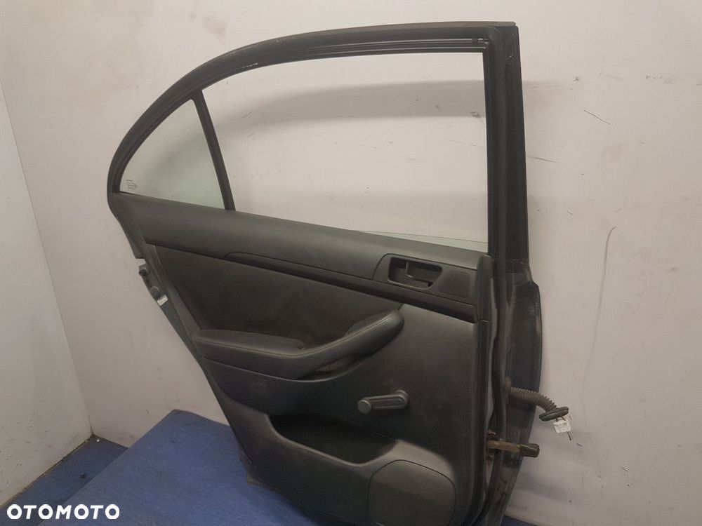 TOYOTA AVENSIS T25 SEDAN DRZWI TYŁ LEWE 1E5 - 14