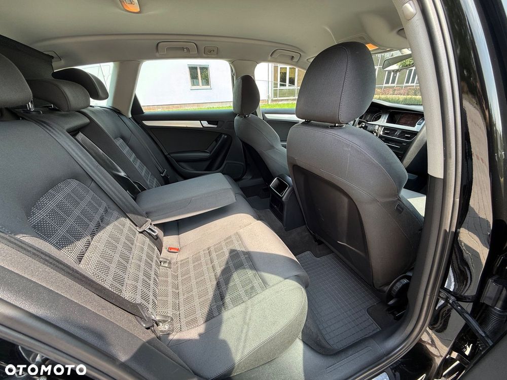 Audi A4 Avant 2.0 TDI DPF multitronic S line Sportpaket - 9