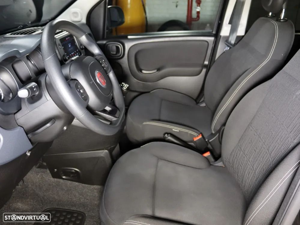 Fiat Panda 1.0 Hybrid City Cross - 8