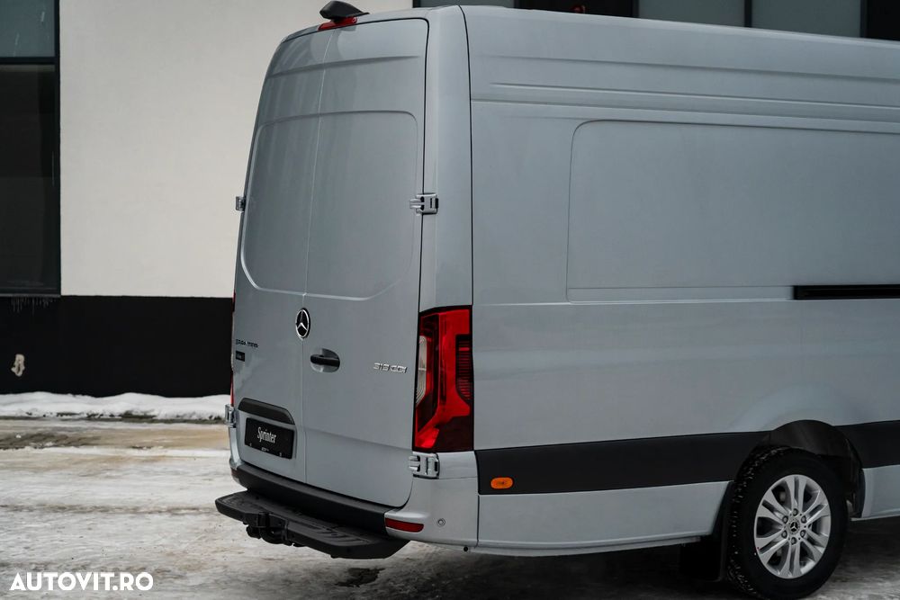 Mercedes-Benz Sprinter 319 CDI furgon - 8
