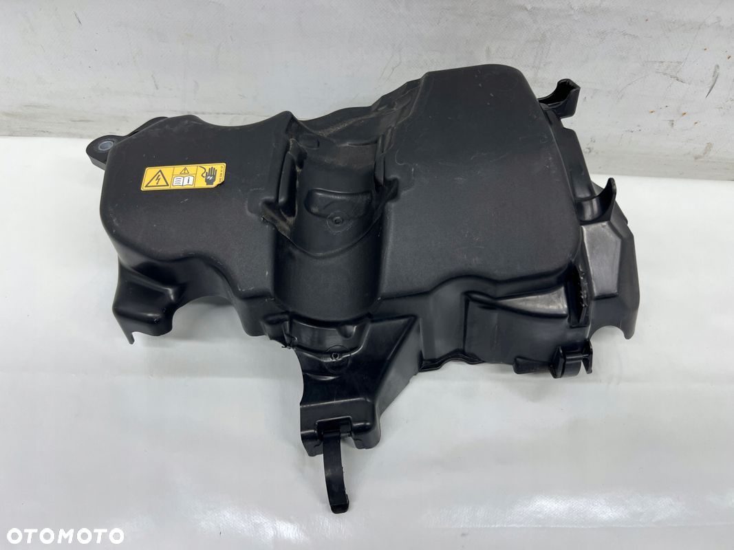Mercedes-Benz CLA 180D X117 1.5 dCi osłona pokrywa silnika 175753VD0B - 1