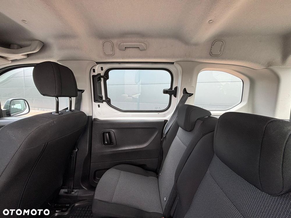 Toyota Proace City Verso 1.2 D-4T Business - 24