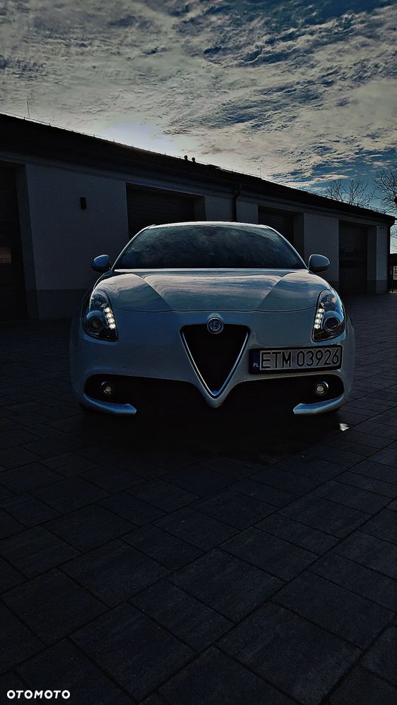 Alfa Romeo Giulietta 1.6 JTDM 16V - 10