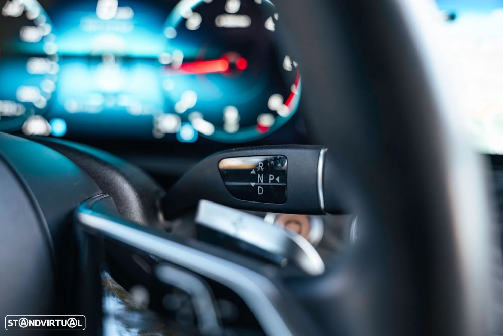 Mercedes-Benz CLS 220 d AMG Line - 25