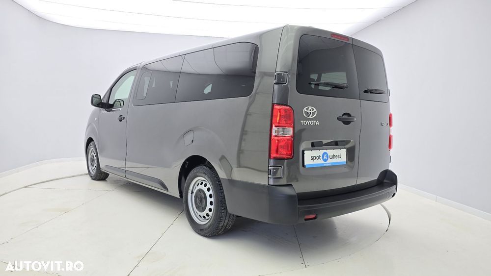 Toyota Proace 1.5 D-4D 120CP 8+1 L2H1 Base+ - 10