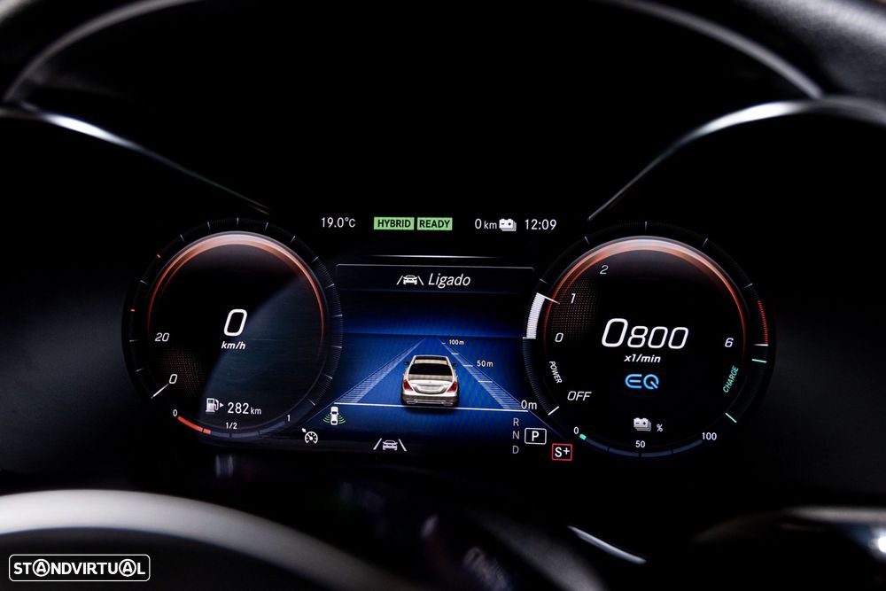 Mercedes-Benz C 300 de AMG Line - 17