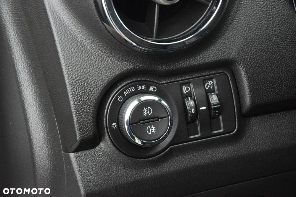 Chevrolet Trax 1.6 LT - 23