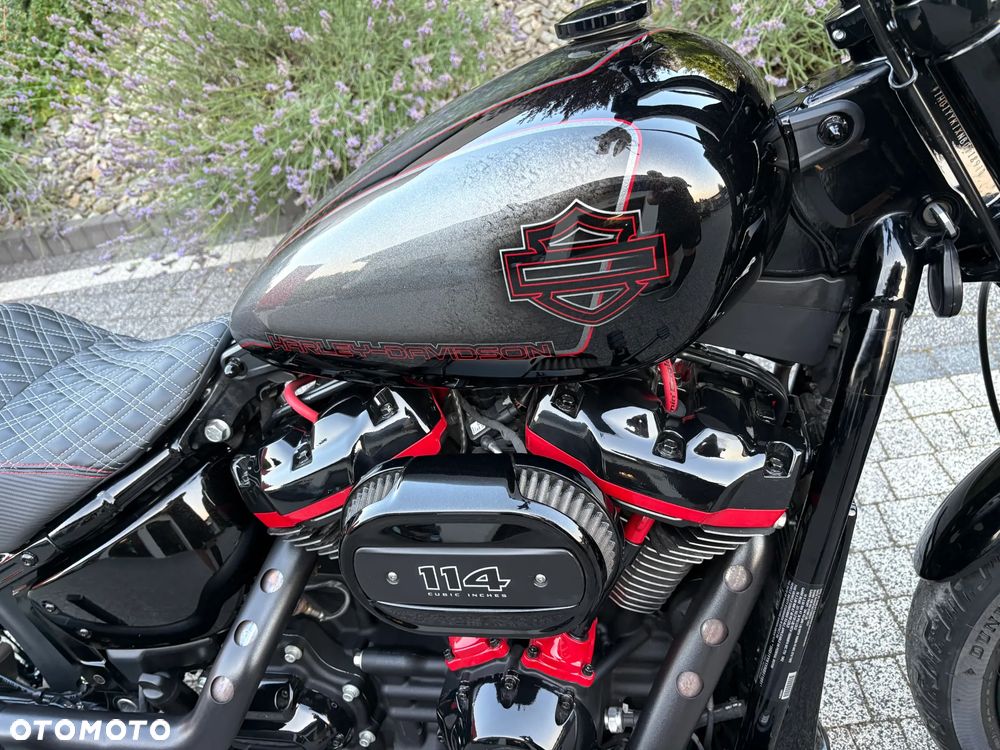 Harley-Davidson Softail Street Bob - 4