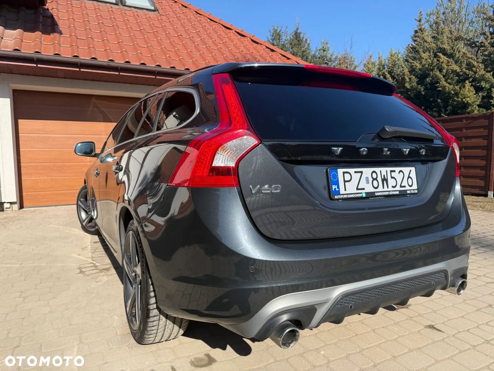 Volvo V60 D2 R-Design Summum - 5