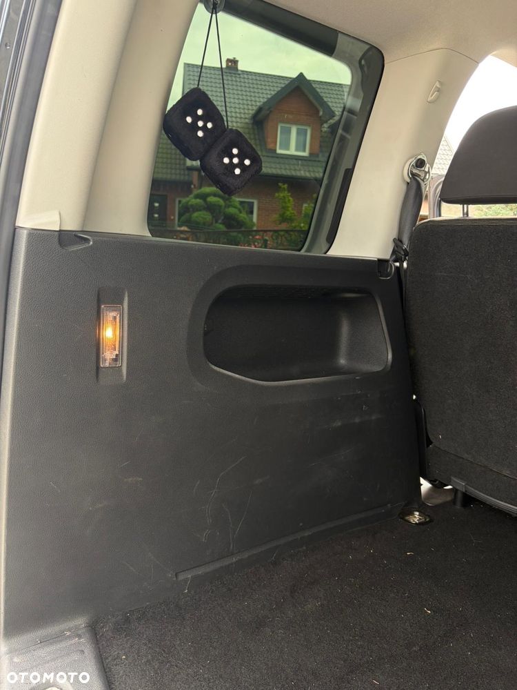 Volkswagen Caddy - 3