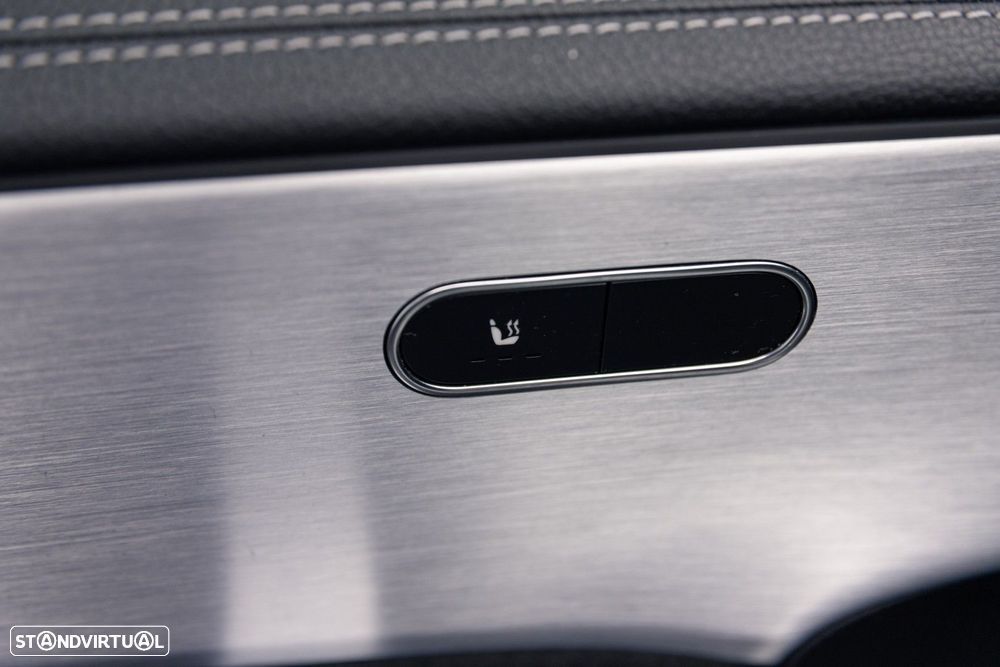 Mercedes-Benz A 250 e AMG Line - 41