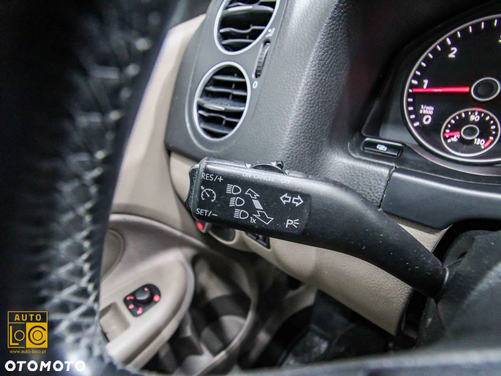 Volkswagen Golf Plus 1.6 TDI DPF DSG Comfortline - 26