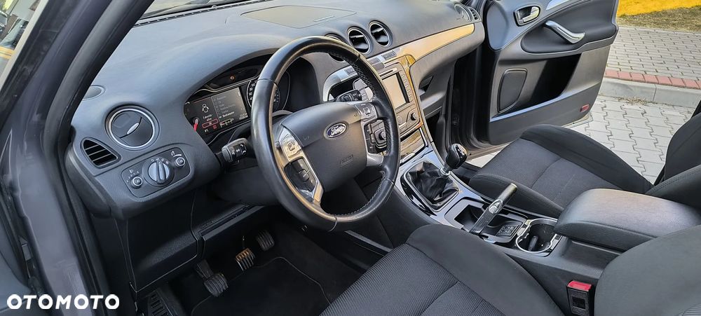 Ford S-Max 2.0 TDCi DPF Titanium - 6