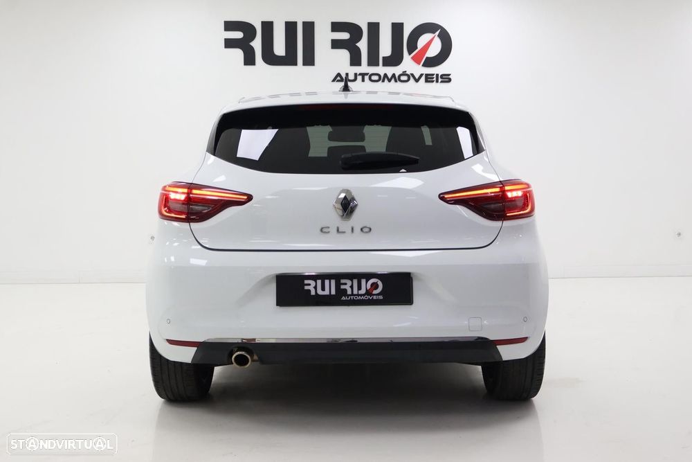 Renault Clio - 28
