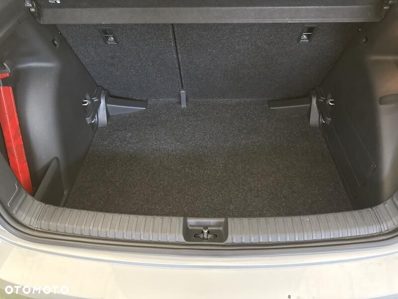 Skoda Fabia 1.0 Ambition - 21