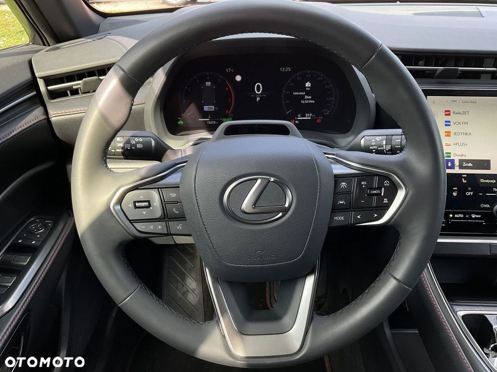 Lexus LBX 1.5 Hybrid Emotion - 22