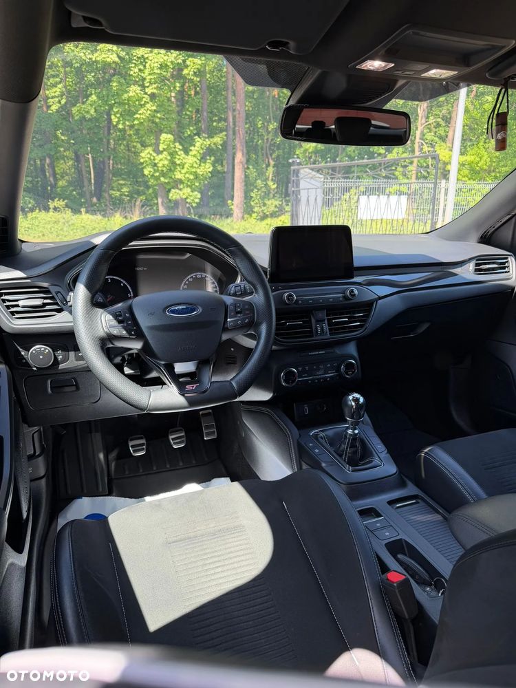 Ford Focus 2.0 EcoBlue ST - 30
