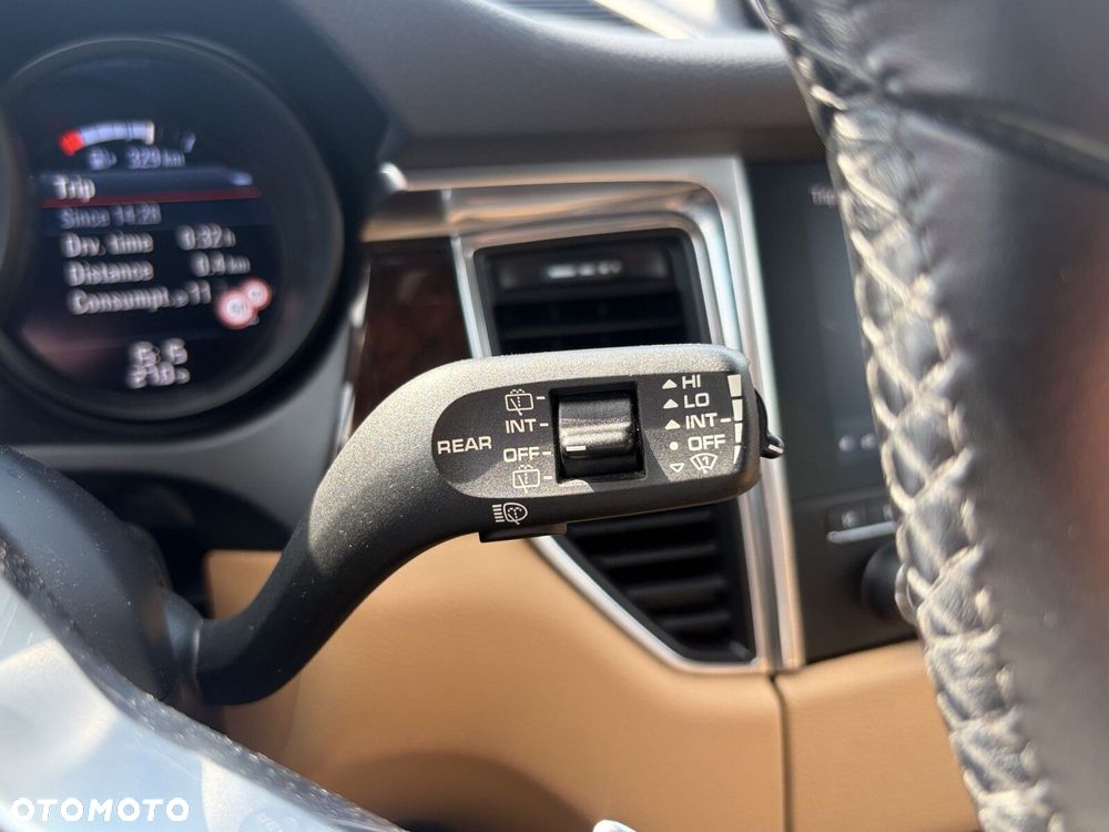 Porsche Macan S - 22
