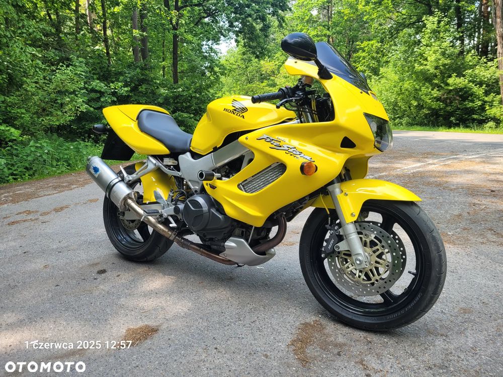 Honda VTR - 1