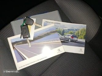 Peugeot 207 1.4 VTi Sportium - 32