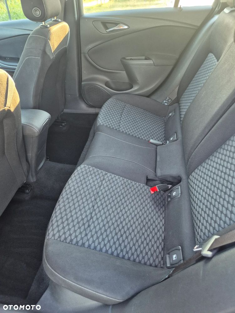 Opel Astra 1.6 D (CDTI) Edition - 11