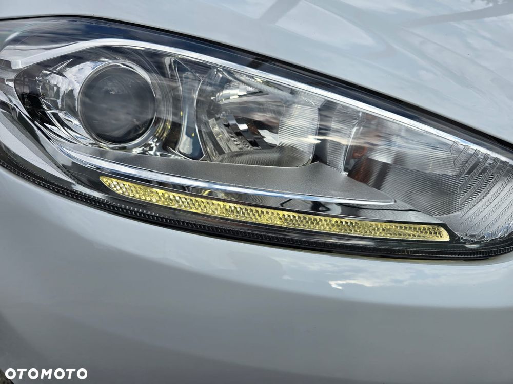 Ford Fiesta 1.0 EcoBoost Titanium - 20