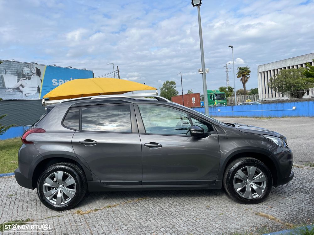 Peugeot 2008 1.5 BlueHDi Signature - 9