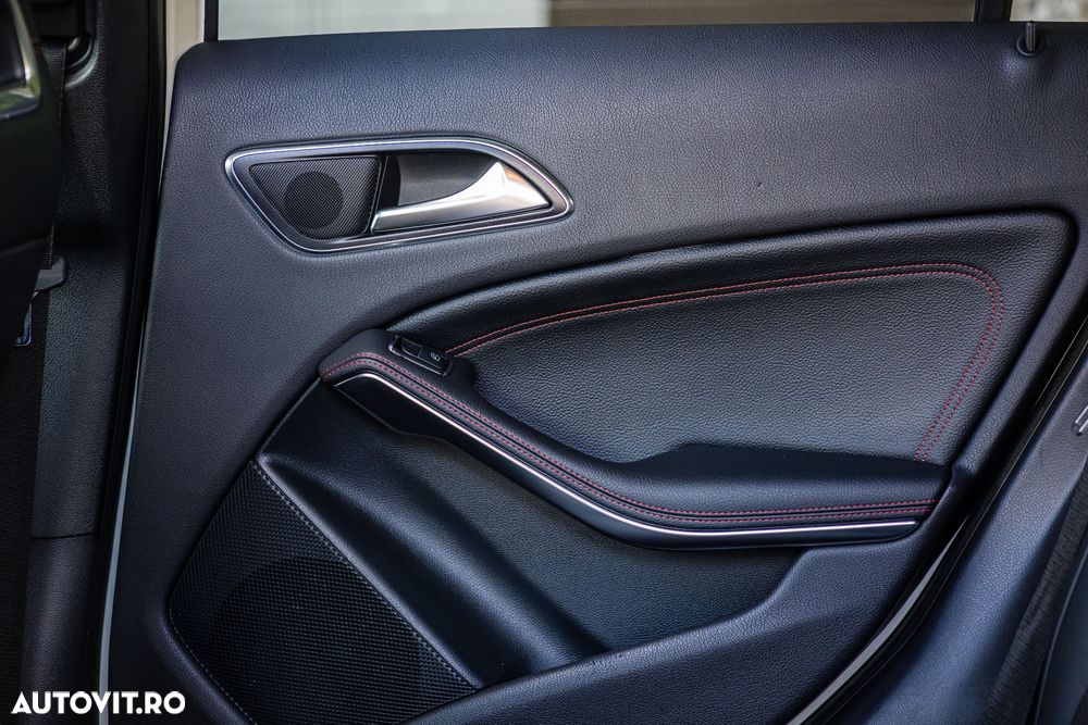 Mercedes-Benz A 200 CDI 7G-DCT AMG Line - 17