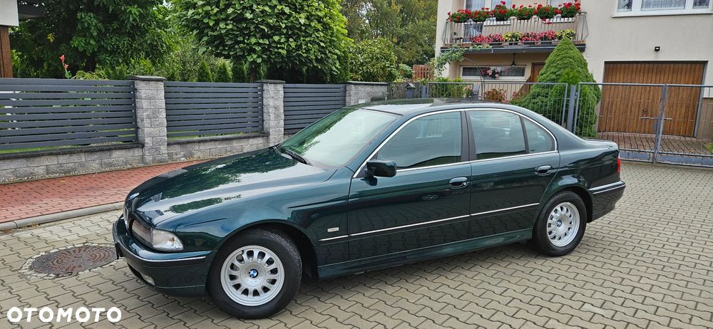 BMW Seria 5 520i - 8