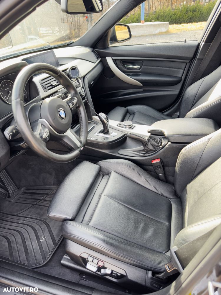 BMW Seria 3 320i xDrive Sport-Aut. Sport Line - 15