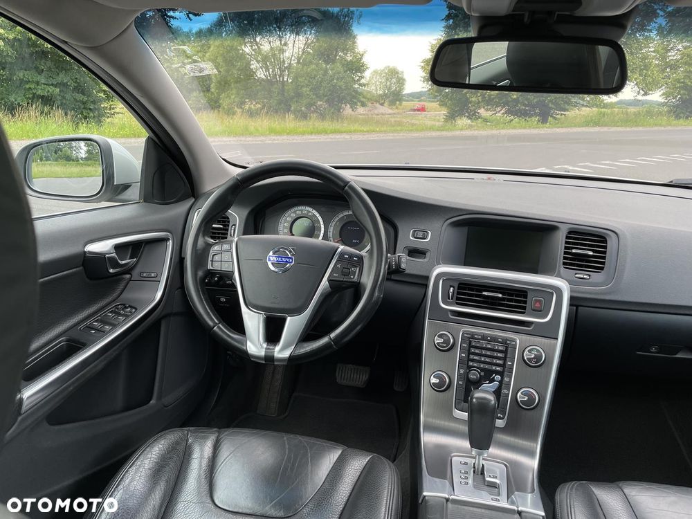 Volvo V60 - 15