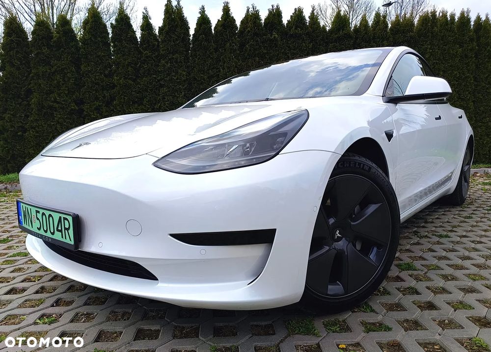 Tesla Model 3 - 2