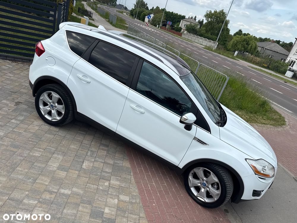 Ford Kuga 2.5 4x4 Titanium - 18