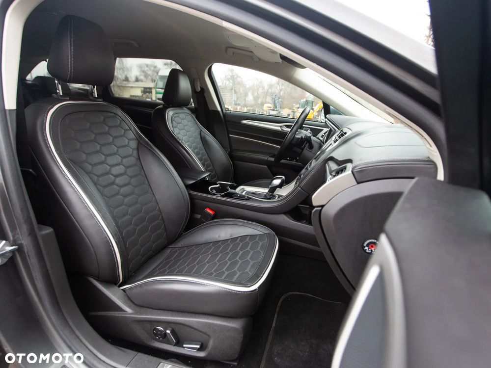 Ford Mondeo 2.0 TDCi Start-Stopp PowerShift-Aut Vignale - 18