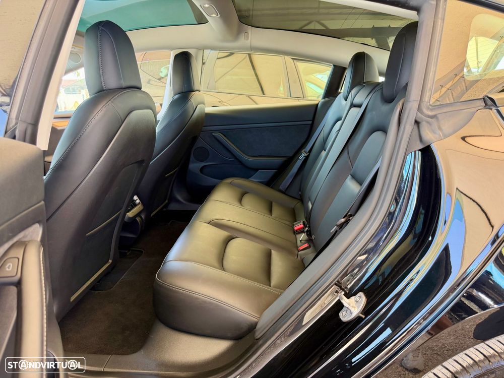 Tesla Model 3 Standard RWD - 13