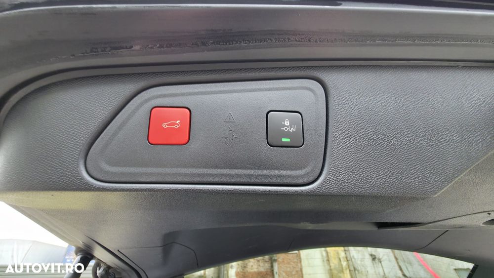 Peugeot 3008 BlueHDi 130 Stop & Start EAT8 Allure Business-Paket - 6