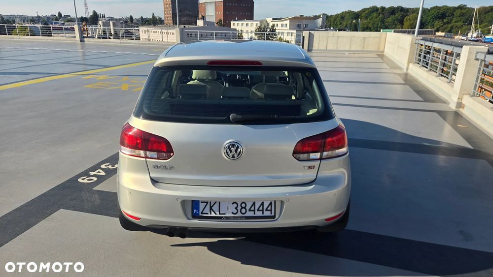 Volkswagen Golf 1.4 TSI Highline DSG - 5