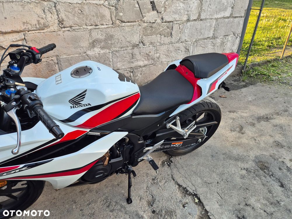 Honda CBR - 22