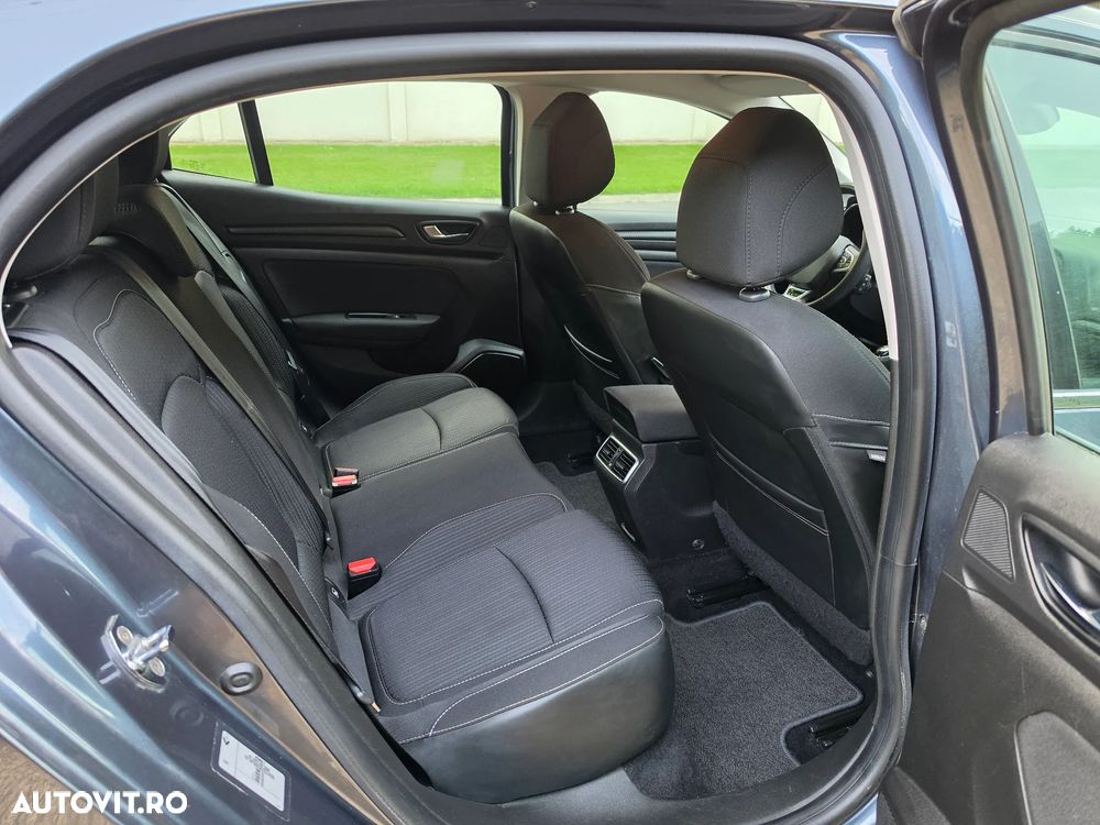 Renault Megane BLUE dCi 115 BUSINESS EDITION - 25