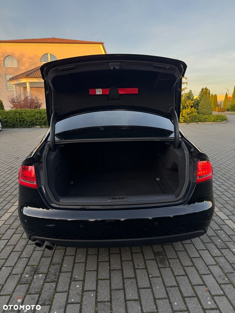 Audi A4 Limousine 2.0 TDI Quattro - 19